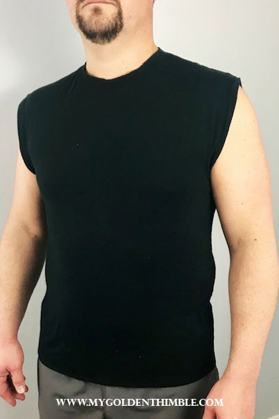 T-shirt for men Sewing Pattern. The best shirt patterns for Men with 7 variations and 11 sizes. Learn how to sew a t-shirt from scratch and see all the ideas and inspiration to make your own t-shirt for men pattern with knit fabric.