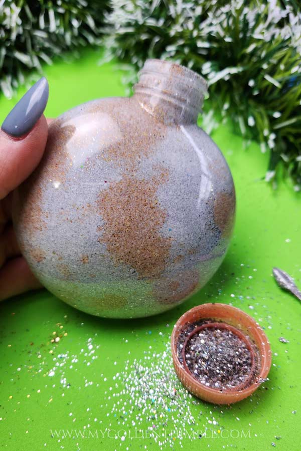 diy glitter ornaments