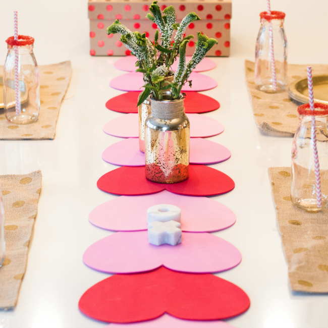 table runner valentine decoration ideas for home
