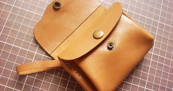 Image for How to DIY Leather Accordion Wallet