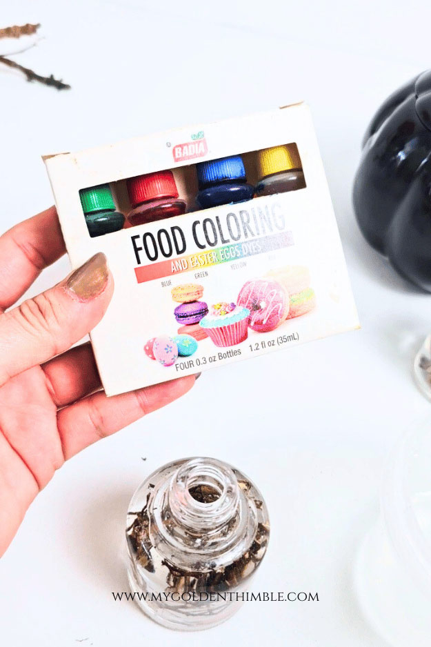 food coloring bottles