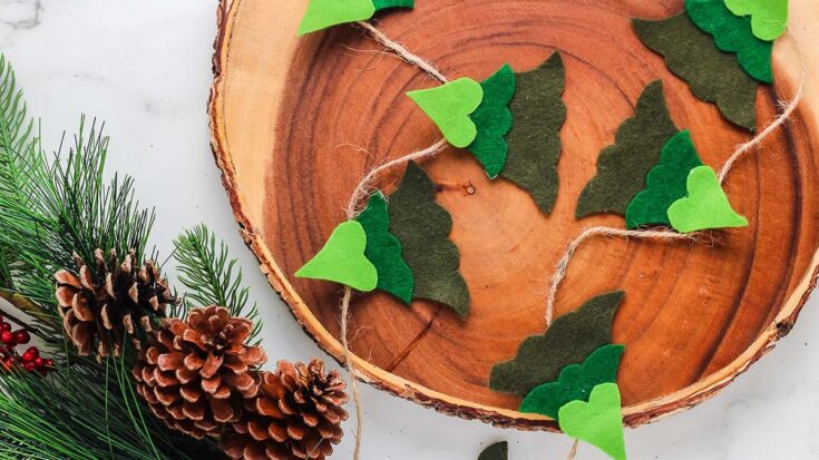 Image for How to Make a Felt Christmas Tree Garland