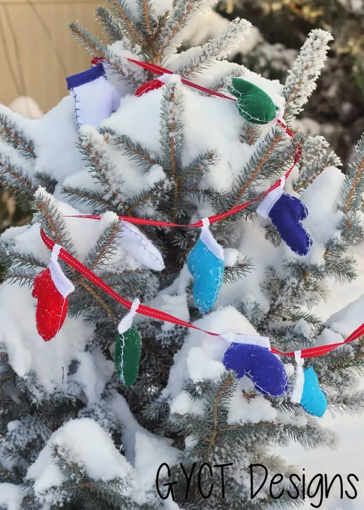 Image for Felt Mitten Garland