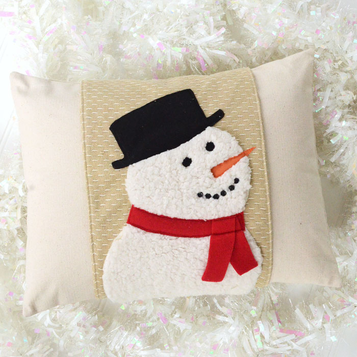 Snowflake pillow diy