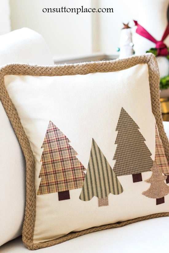 applique pilllow featuring christmas trees