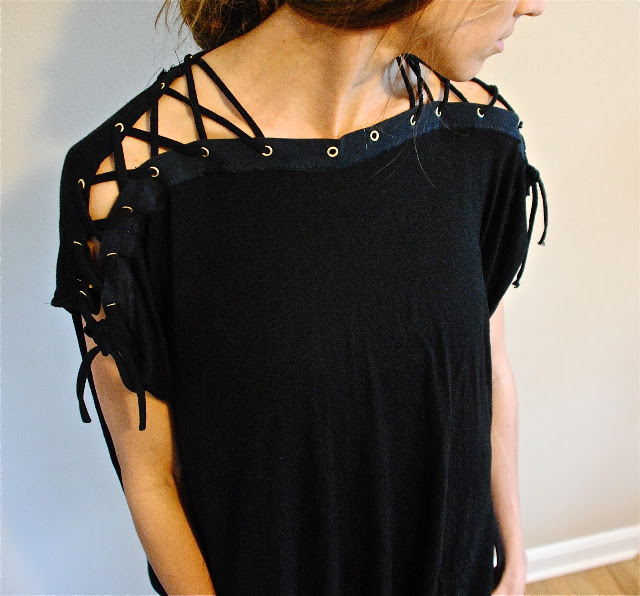 t-shirt with straps on the shoulders