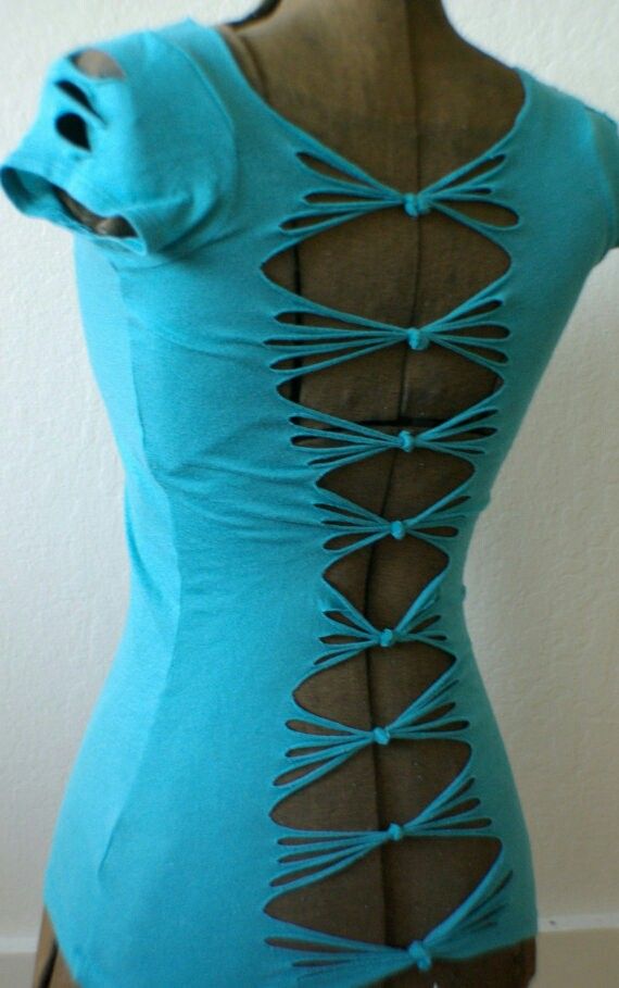 blue t-shirt with a cutted back with straps