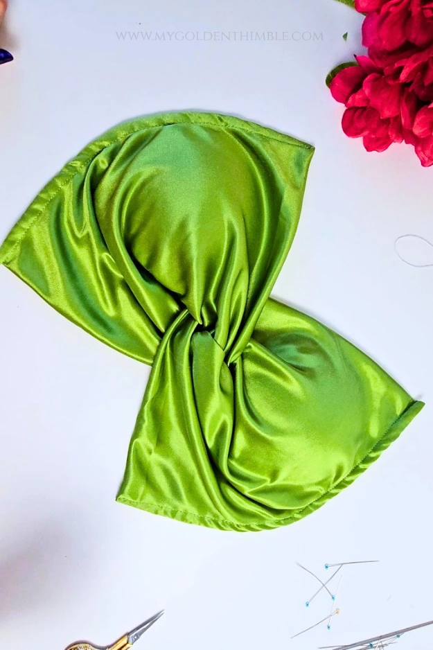Finished twisted front detail after sewing.